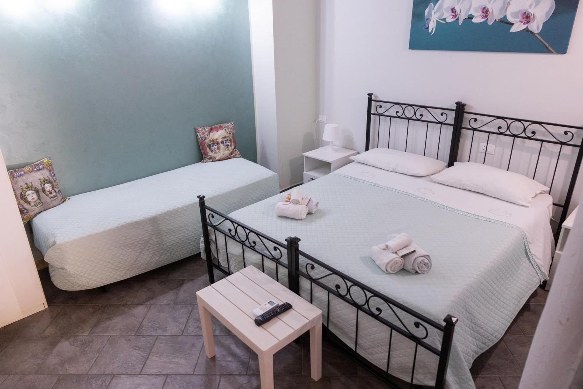 Sicily In Love 2 - Rooms & Breakfast Таормина Екстериор снимка