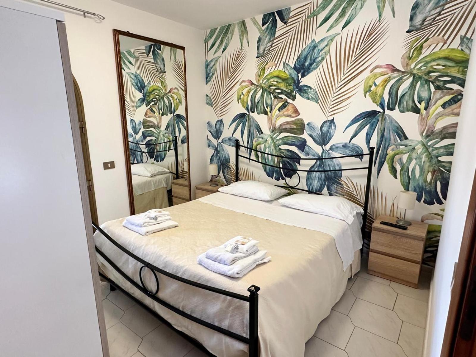 Sicily In Love 2 - Rooms & Breakfast Таормина Екстериор снимка