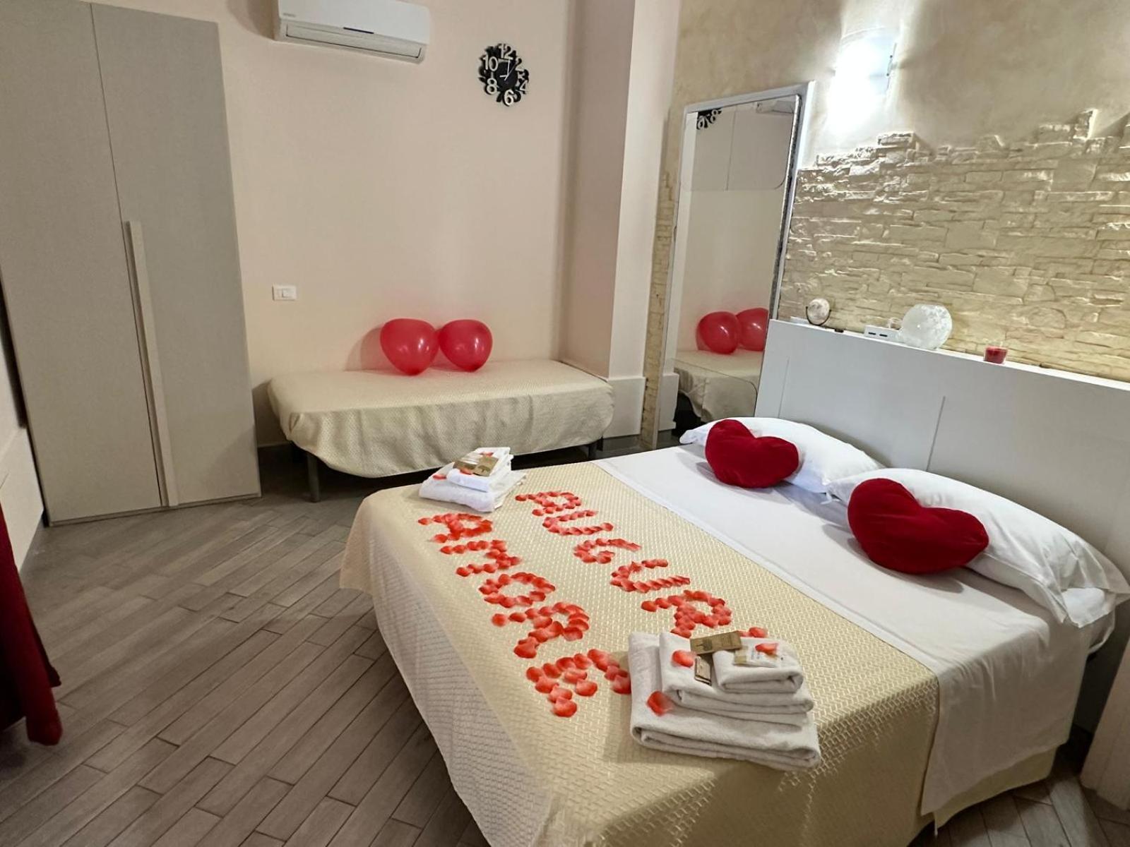 Sicily In Love 2 - Rooms & Breakfast Таормина Екстериор снимка
